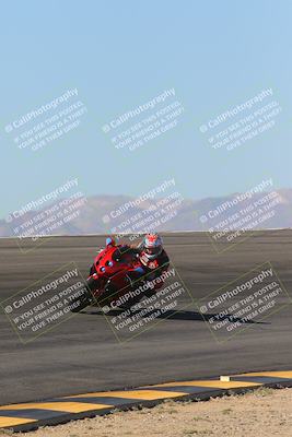 media/Nov-06-2023-Moto Forza (Mon) [[ce023d0744]]/3-Intermediate Group/Session 2 (Bowl)/